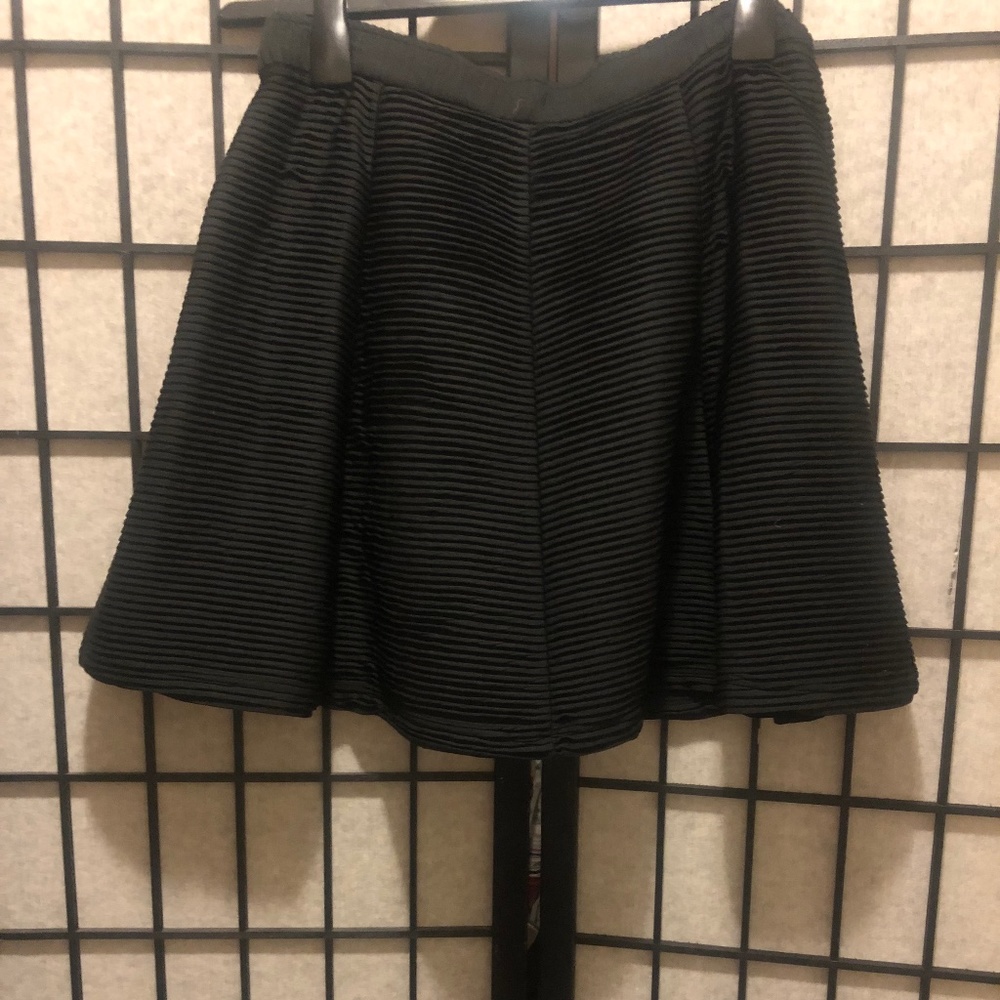 Teen Vogue (New) Black skater skirt/ Size L Juniors